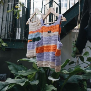 'Sunset Stripes' Handgemachte Häkel-Tops von crroco studio