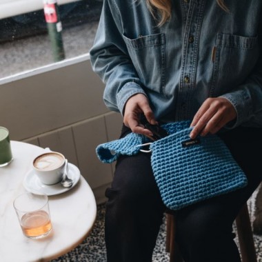 'Slow Bag Mini Edition' gehäkelte Tasche von crroco studio