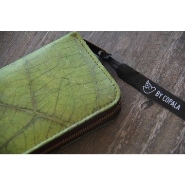 Portemonnaie aus recycelten Blättern / Nachhaltige vegane Brieftasche in grün