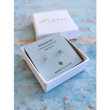 Zarte Amazonit-Ohrstecker • Sterling Silber / Gold Filled / Roségold • Minimalistisches Design, nachhaltig handgefertigt • Weihnachtsgeschenk mit Bedeutung