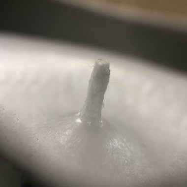 Nachfüllbares Beton-Indoor-Feuer “DARK S” – mit Ledergriff Farbe Schwarz - Ideal Wachsreste verbrauchen