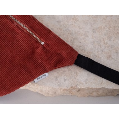 ZACAMO – Bauchtasche • Cord • L • rostrot •