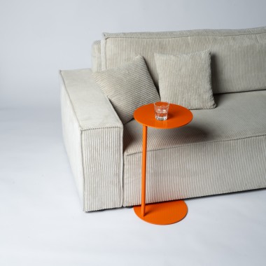 Einig Studio - Beistelltisch Orange