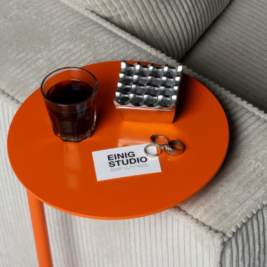Einig Studio - Beistelltisch Orange