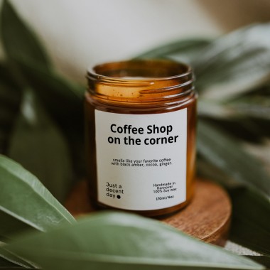 Coffee shop on the corner - Duftkerze - Handmade - Sojawachs