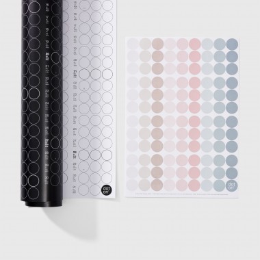 dot on Jahresplaner 2026 mit Klebepunkten · 69x100 cm · nordic edition