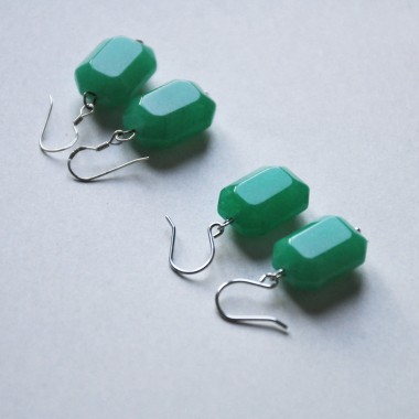 na.hili OHRRINGE "Jadefacetten" Edelstein Ohrschmuck in Weißgold silbern oder massiv 925 Silber