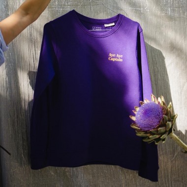 Organic Sweater "Aye Aye Captain small" purple-yellow von Femme de Marin
von Femme de Marin