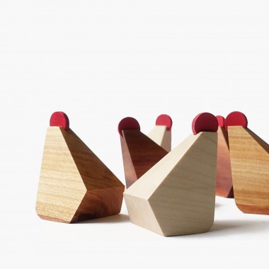 EINFACHDESIGN Deko Holzhuhn aus Nussbaum