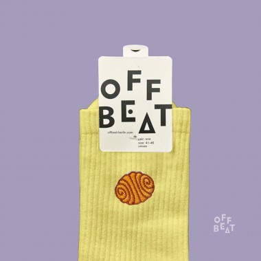 Bestickt Franzbrötchen Socken von Offbeat