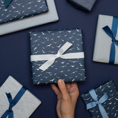 Blaues Geschenkpapier "Möwen" - 5 Bogen 