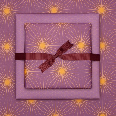 Lila Geschenkpapier "Sonnensterne" - 5 Bogen