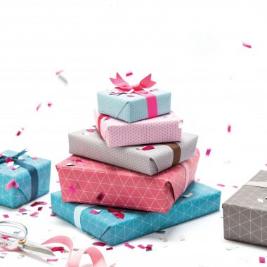 Rotes Geschenkpapier "Dreiecke" - 5 Bogen
