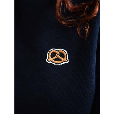 Stadtliebe® | München Sweatshirt mit gestickter „Brezel“ French Navi 100% Bio-Baumwolle
