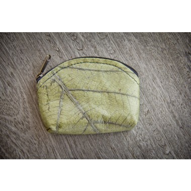 Mini Portemonnaie aus laminierten Blättern, Geldbörse in grün, kleines Täschchen, handmade und vegan