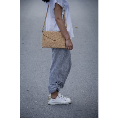 Praktische Kork Handtasche, vegane Clutch BY COPALA
