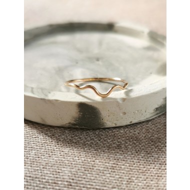 Flow Ring – gefertigt aus hochwertigem Gold Filled – langlebig, edel und perfekt für jeden Tag - KIZZU Schmuck Manufaktur 