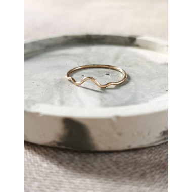 Flow Ring – gefertigt aus hochwertigem Gold Filled – langlebig, edel und perfekt für jeden Tag - KIZZU Schmuck Manufaktur 