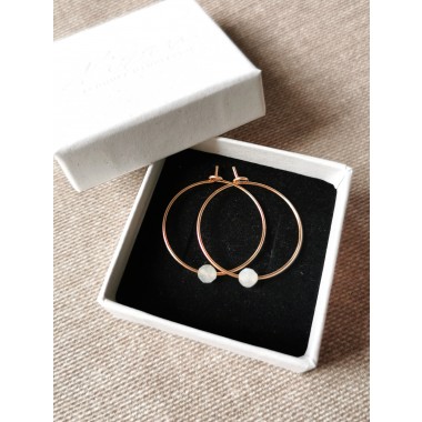 Creolen mit schimmerndem Mondstein – zart, elegant und für jeden Tag gemacht! - handgefertigt in Sterling Silber und (Rosé) Gold Filled - KIZZU Schmuck Manufaktur