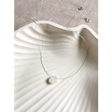 Intuition to go – Zarte Halskette mit facettiertem Mondstein-Anhänger und Verschluss in Gold Filled - KIZZU Schmuck