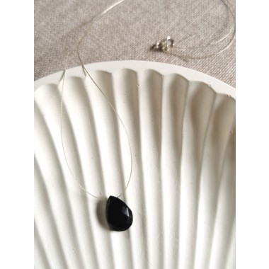 Grounded & Glowing - Onyx-Power für dich - Zarte Halskette mit tiefschwarzem Onyx-Anhänger - KIZZU Schmuck