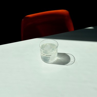 BE HAPPY Glas – yahya studio, johanna schwarzer