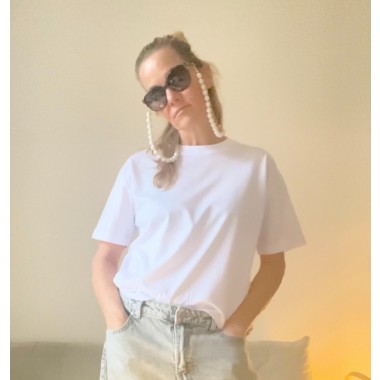 Minimalistische Brillenkette aus Holzperlen