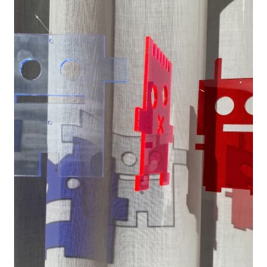 Design-Mobilé SUPER MONSTER –  aus recyceltem Acrylglas.