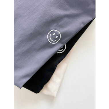 ORGANIC T-SHIRT SMILEY STICK WEISS | UNISEX | LAVENDEL – Studio Schön®