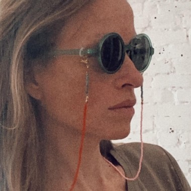 IDA PING JEWELRY // Brillenkette aus Miyuki Glasperlen - Koralle