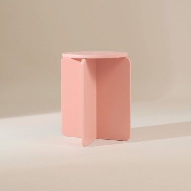 XO Hocker & Sidetable in Koralle von Studio Sonntag	