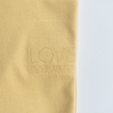 t-shirt LOVE FORWARD yellow - PULS good stuff
