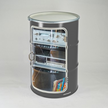 Lockengelöt - Hifi-Schränk aus einem Hamburger Ölfass