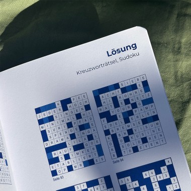 Pattie (Neon Lime Kollektion) Notizbuch mit Kreuzworträtseln & Sudokus