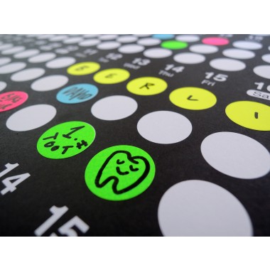 Bob And Uncle Design – Wandkalender – Now Is Better 2025 – Schwarz – 680 x 1000 mm