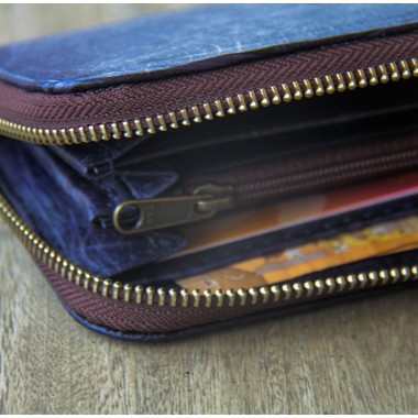 Portemonnaie aus recycelten Blättern / Nachhaltige vegane Brieftasche in lila / blau