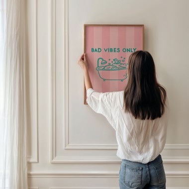 vonSUSI Fine Art Poster fürs Bad "Bad Vibes Only" in pink A4-A1