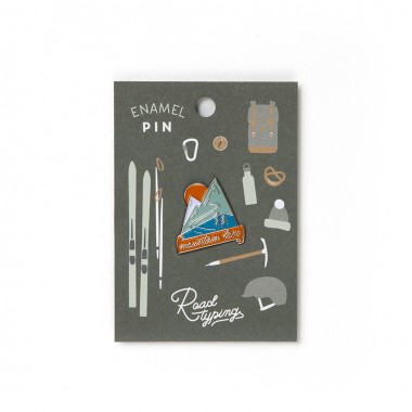 Roadtyping Emaille Pin Mountain Love
