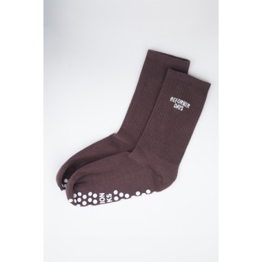 Reformer Days | Bestickte Bio Baumwoll Socken mit Grip-Sohle