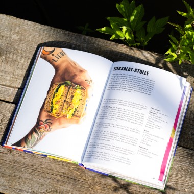 'Schmacht' – ein veganes Kochbuch von Cathy Bernhardt / Ankerwechsel Verlag