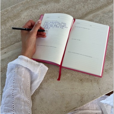 Elena Miller - LOVEme Journal a Self-love Diary - english Version