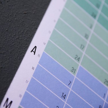 Wandkalender 2025 „Pastell-Türkis“ Jahresplaner | Limited Edition | 100% Recyclingpapier | Deutsch-Englisch