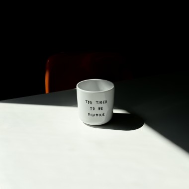 TOO TIRED Becher - yahya studio, johanna schwarzer