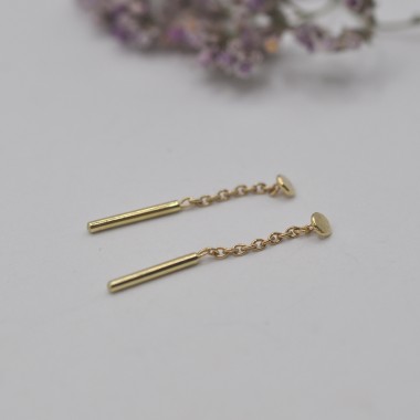 Ohrring "Eingefädelt" aus Gold von DOPPELLUDWIG