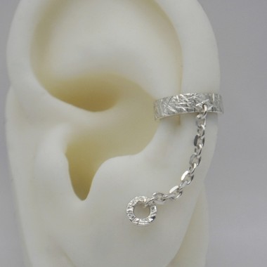 Earcuff "Verbunden" aus Silber von DOPPELLUDWIG