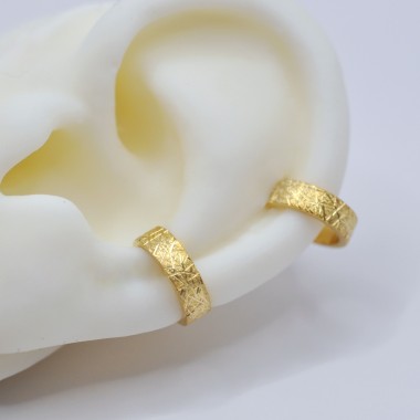 Earcuff "Flimmernd" aus Silber von DOPPELLUDWIG