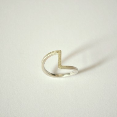 Ring "Verwinkelt" aus 925/- Silber