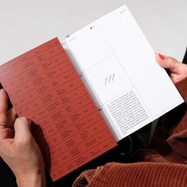 Mondkalender 2027 – Mars Metallic