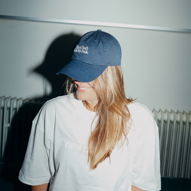 "Bitch Don’t Kill My Pride" Cap, dunkelblau – DIVERSES