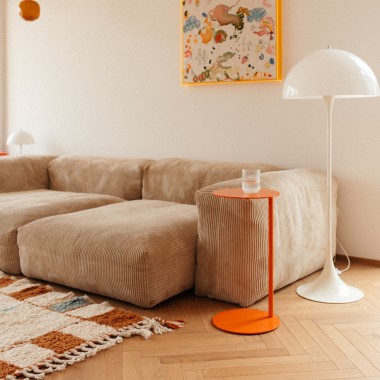 Einig Studio - Beistelltisch Orange